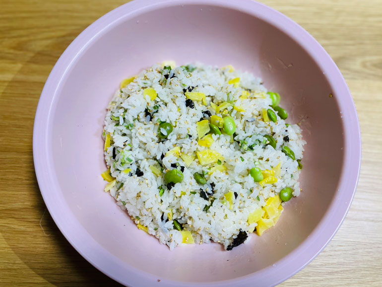 枝豆チュモッパ-彩りきれいな韓国風おにぎり-|伊彌彦ちゃまめ