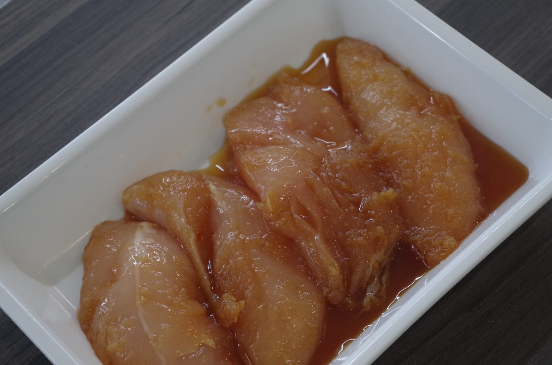 鶏肉の竜田揚げと野菜の彩り|伊彌彦醤油